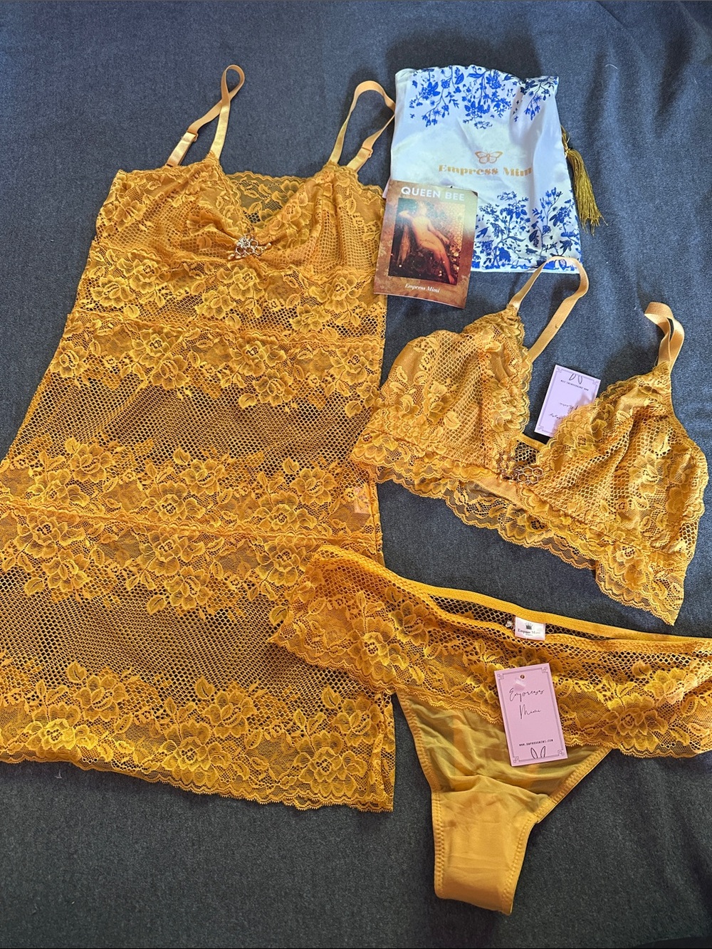 NWT Empress Mimi - queen bee Empress set, dress, bra, panty, honey gold, M & XL